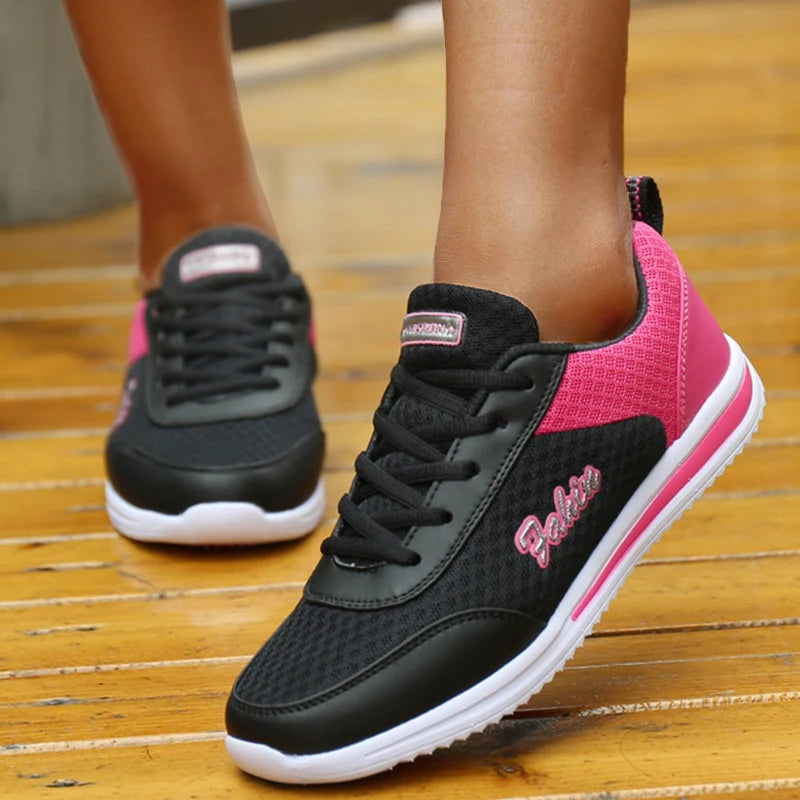 Fashion 2025 New Women's Sneaker Walking Shoes Woman Plus Size Casual Sneaker Woman Lace Up Sneakers For Women Tenis Feminino